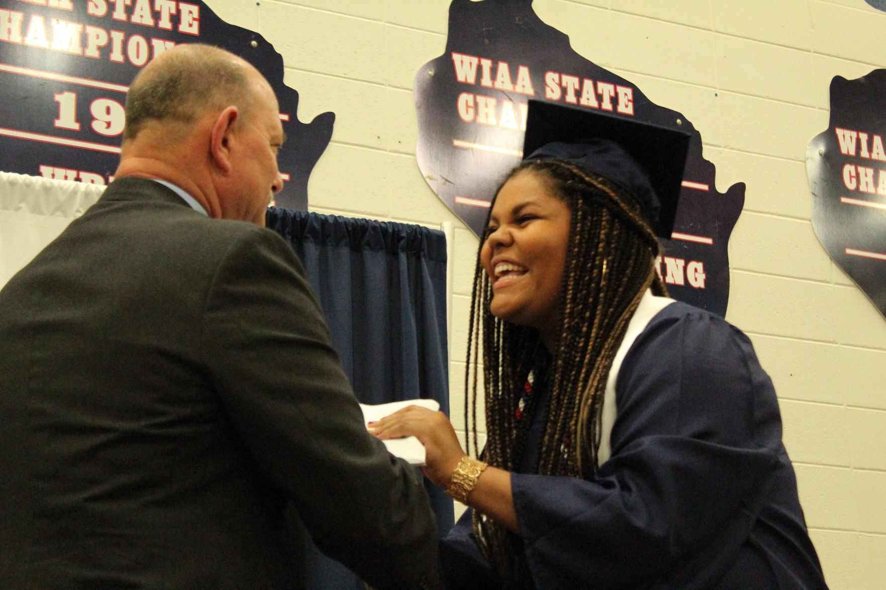 053019-reed-gallery-grad063